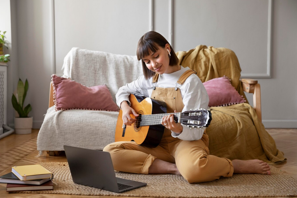 From Strumming to Soloing: How Online Guitar Lessons Can Elevate Your Skills